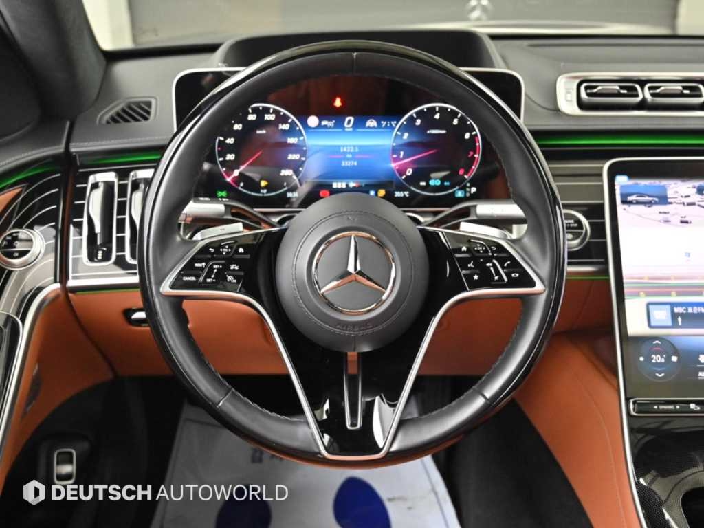 Mercedes-Benz S-Class — photo 13