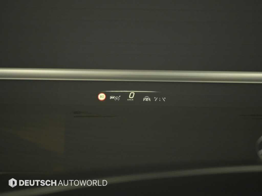 Mercedes-Benz S-Class — photo 17