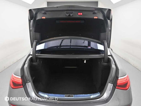 Mercedes-Benz S-Class — photo 19