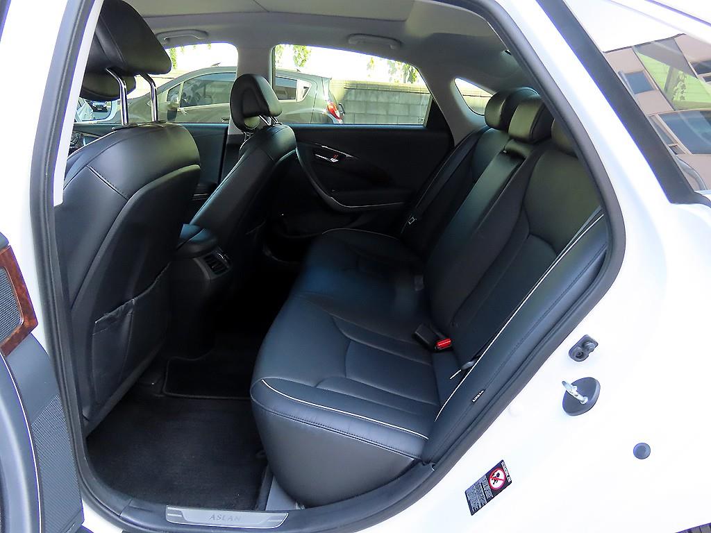 Hyundai Aslan — photo 06