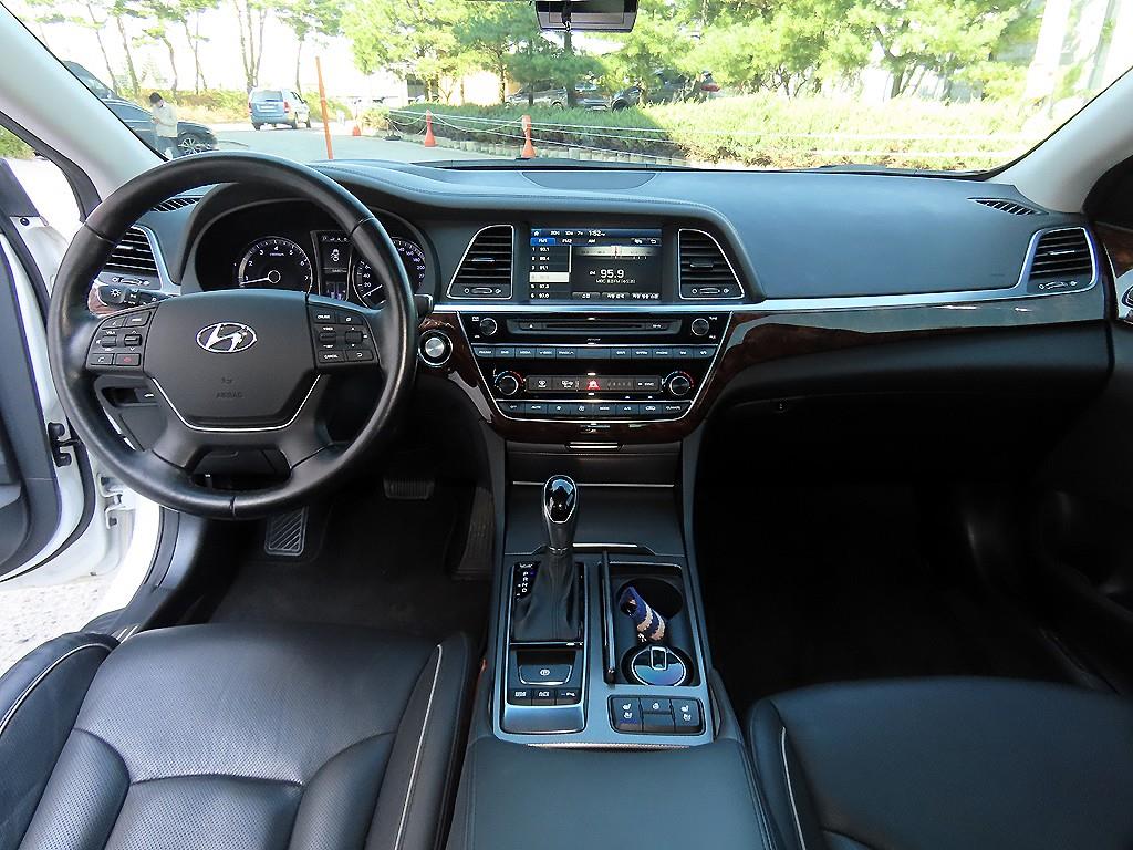 Hyundai Aslan — photo 07