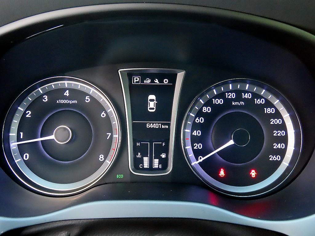 Hyundai Aslan — photo 09