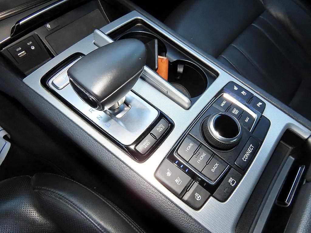 Genesis G80 — photo 11