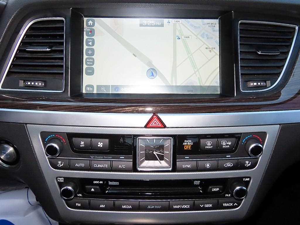 Genesis G80 — photo 14