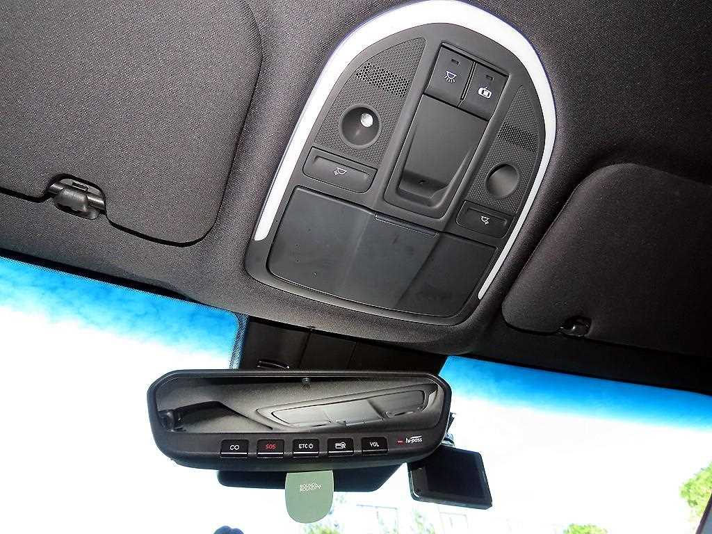 Genesis G80 — photo 15