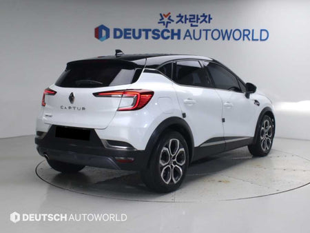 RENAULT Captur — photo 02