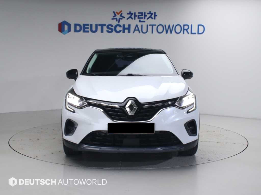 RENAULT Captur — photo 03