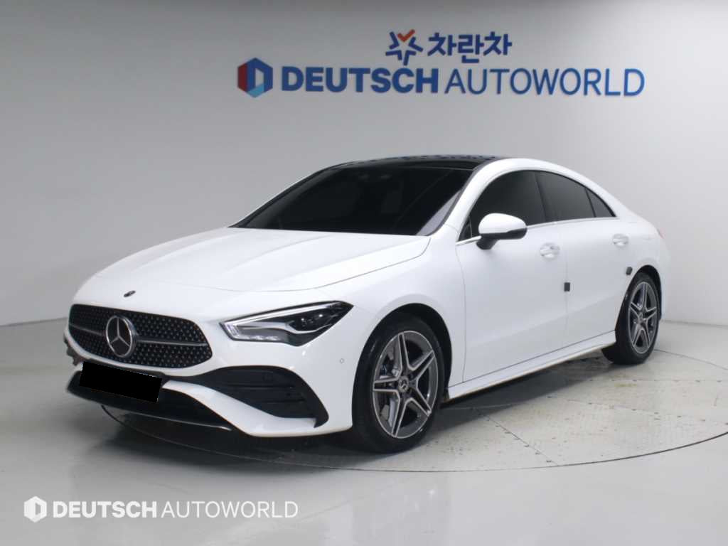 Mercedes-Benz CLA-Class — photo 01