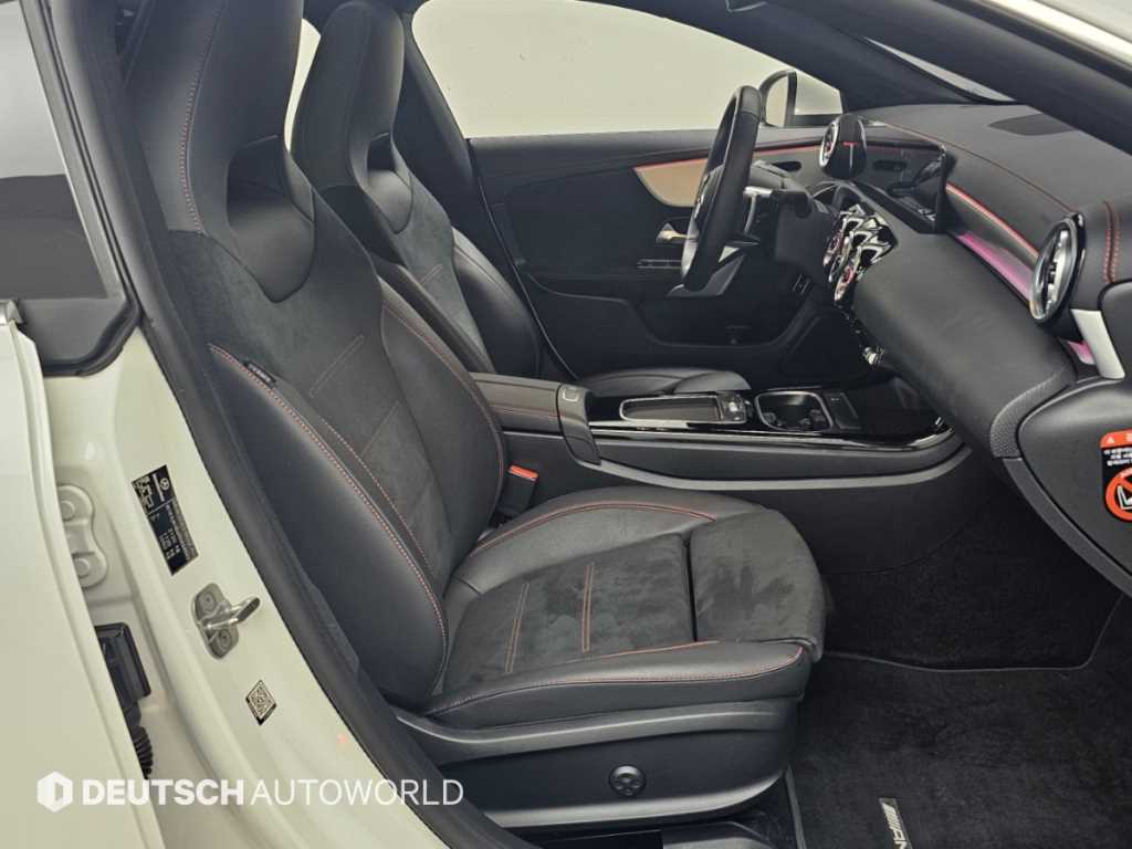 Mercedes-Benz CLA-Class — photo 10