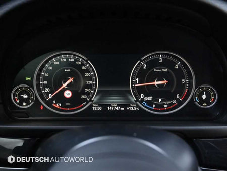 BMW 5-Series — photo 09