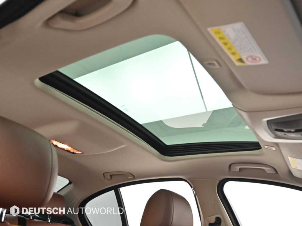 BMW 5-Series — photo 11