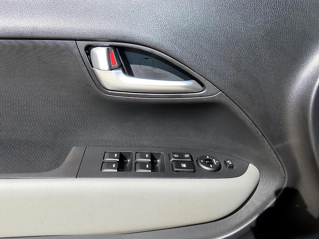 Kia RAY — photo 11