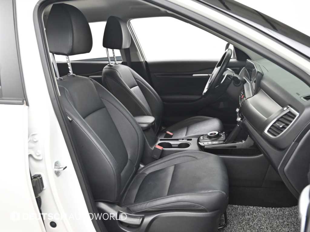 Kia Seltos — photo 10