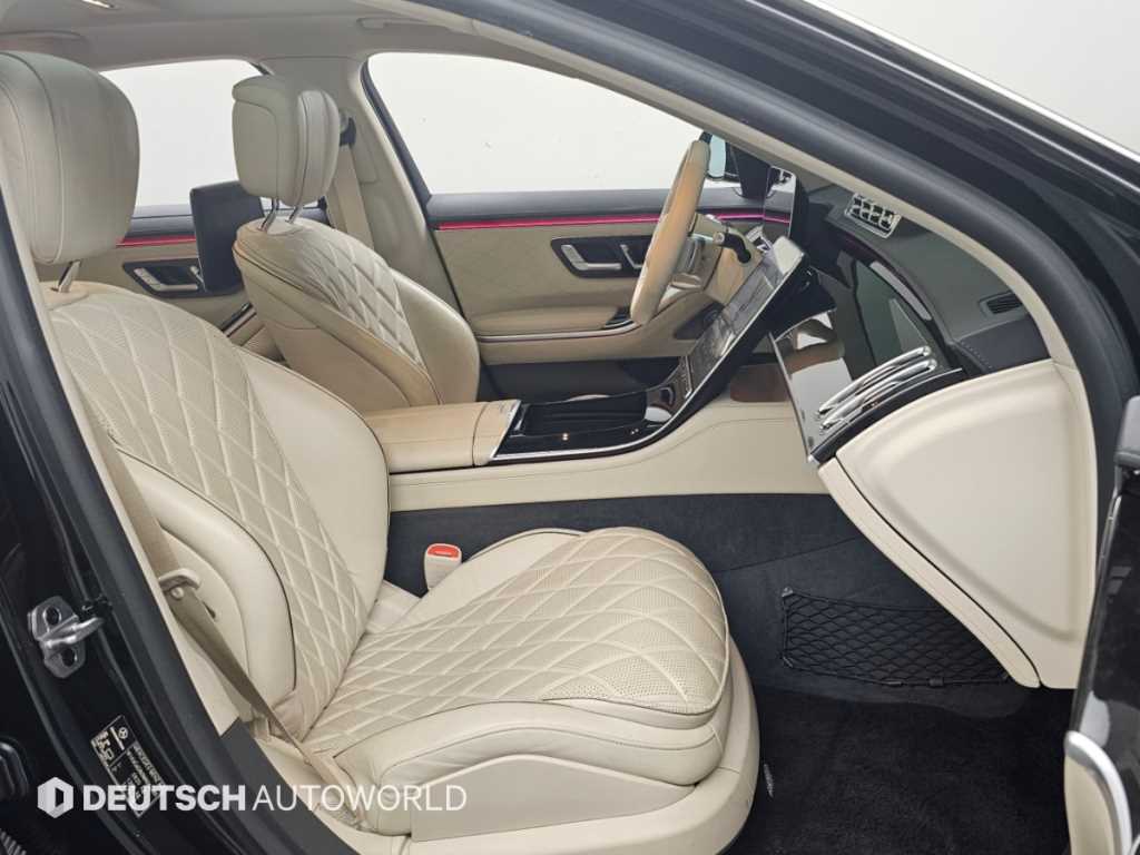 Mercedes-Benz S-Class — photo 10