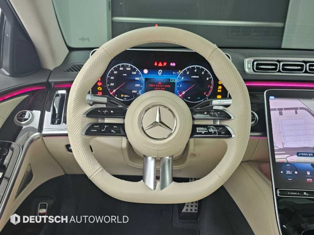 Mercedes-Benz S-Class — photo 13
