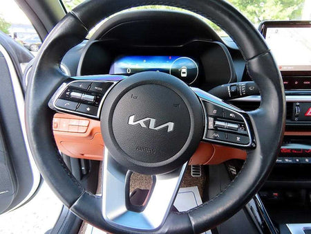 Kia K3 — photo 08