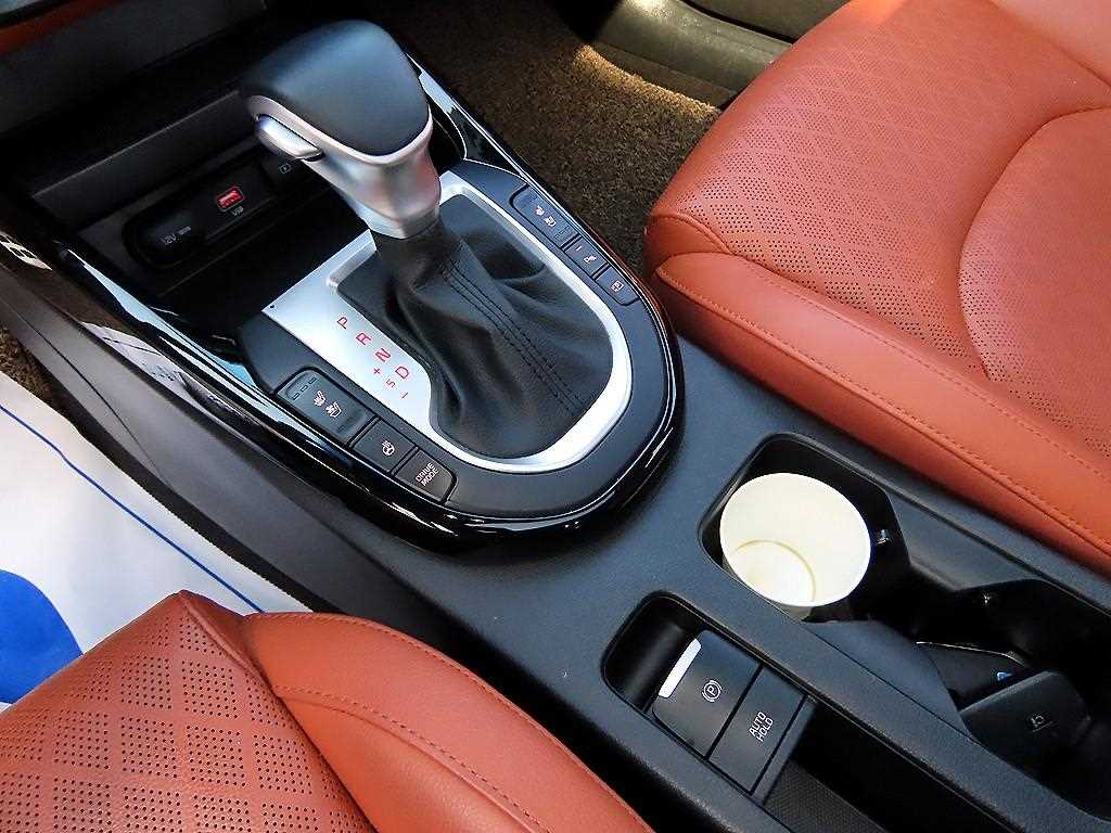 Kia K3 — photo 13
