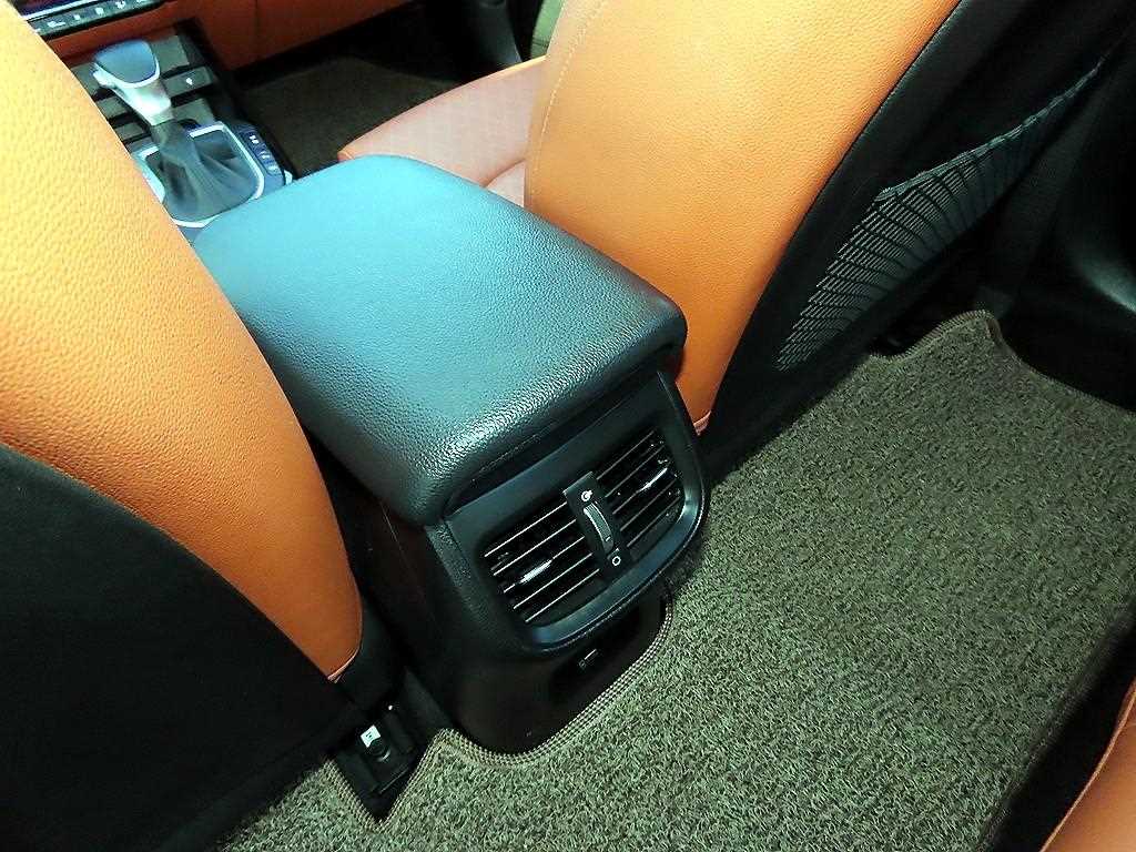 Kia K3 — photo 16