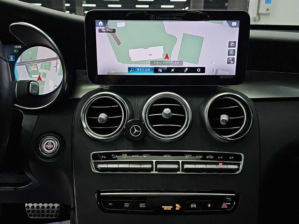 Mercedes-Benz GLC-Class — photo 10