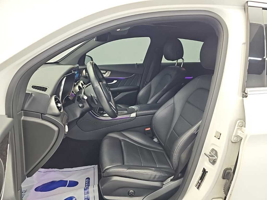 Mercedes-Benz GLC-Class — photo 11