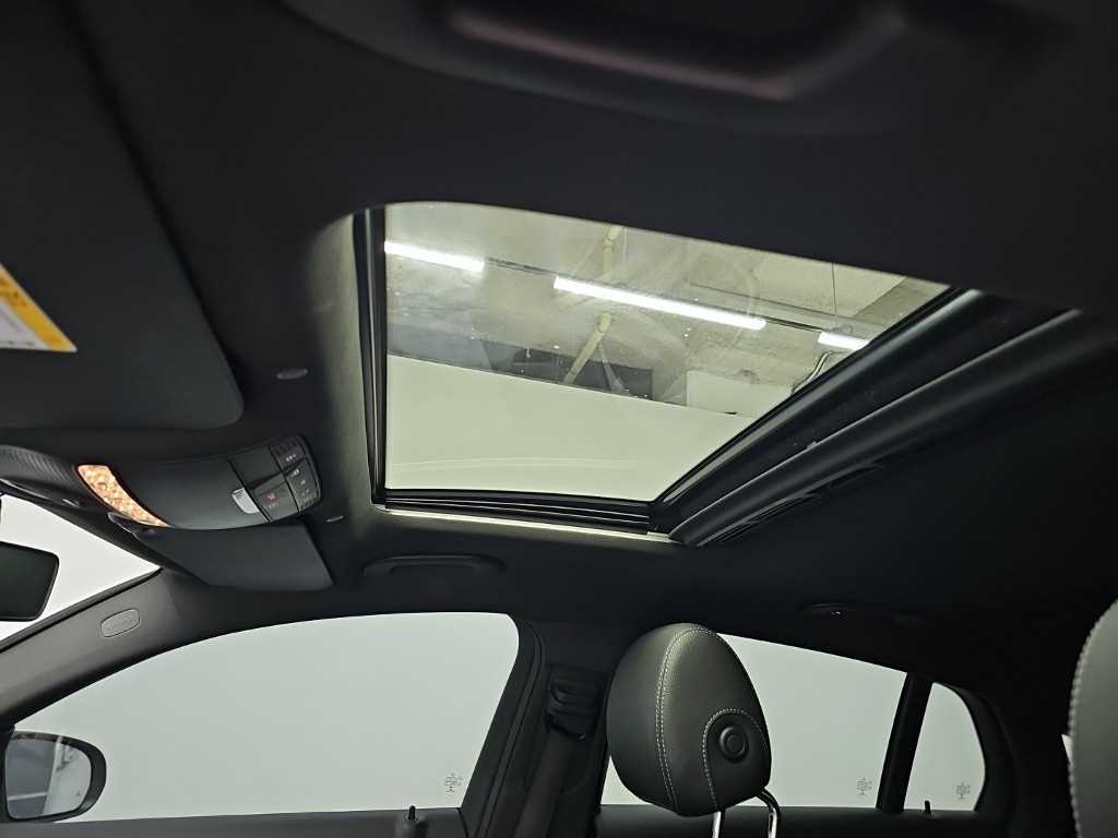 Mercedes-Benz GLC-Class — photo 15