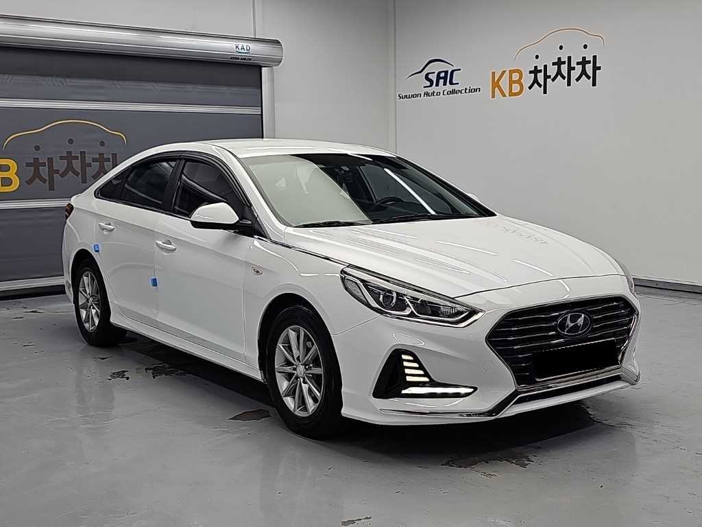 Hyundai Sonata — photo 04
