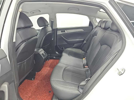 Hyundai Sonata — photo 12