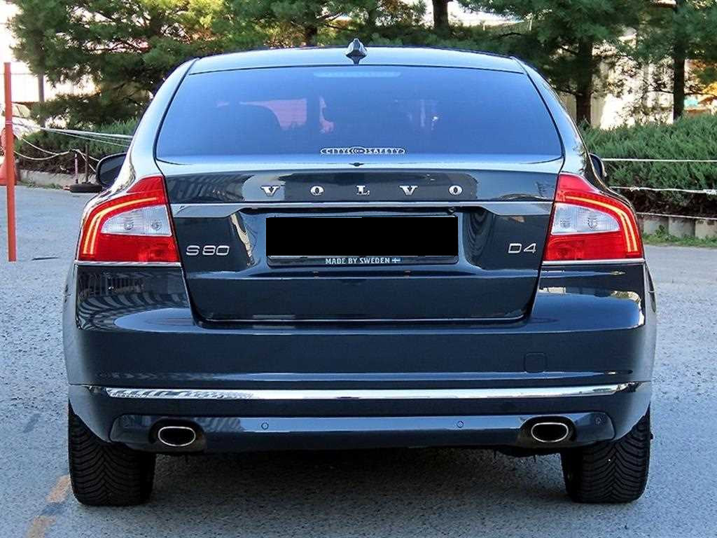 Volvo S80 — photo 04