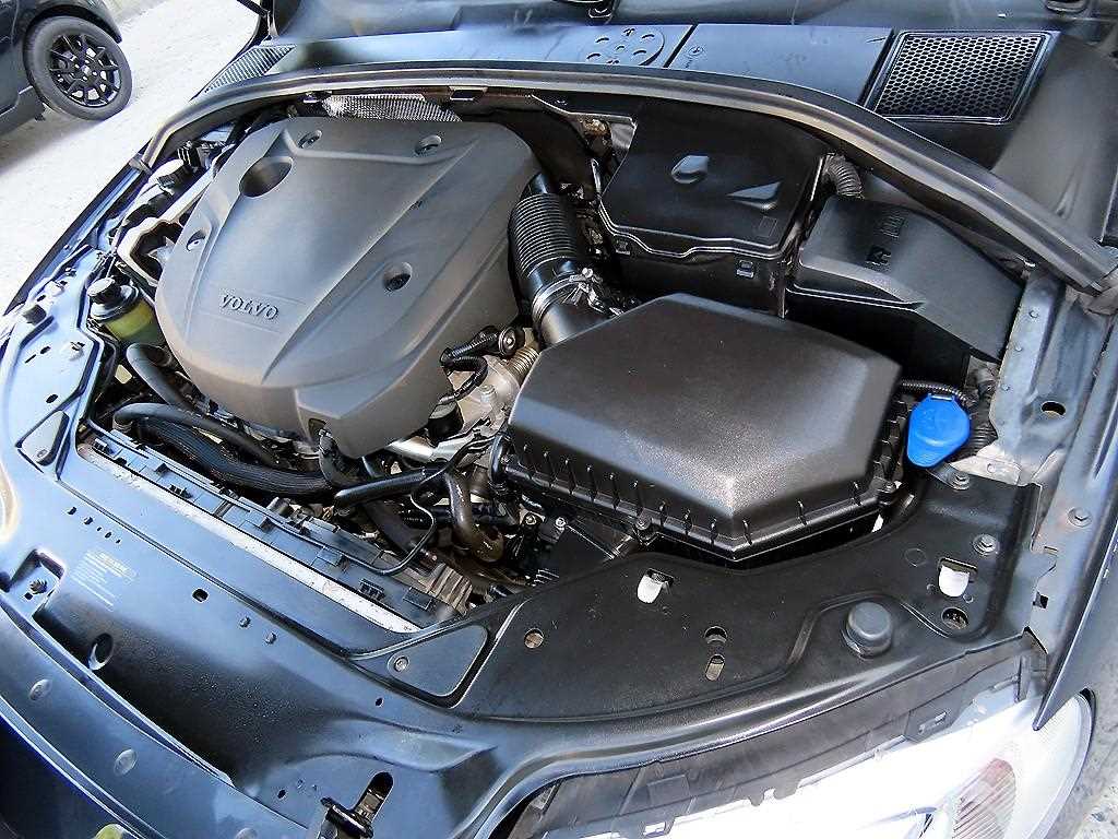 Volvo S80 — photo 18
