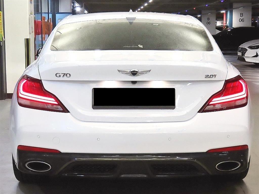 Genesis G70 — photo 05