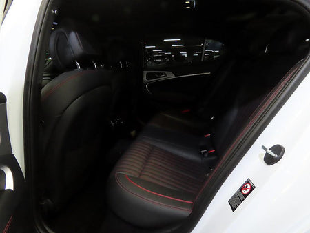 Genesis G70 — photo 07