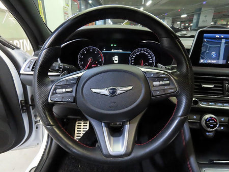 Genesis G70 — photo 08