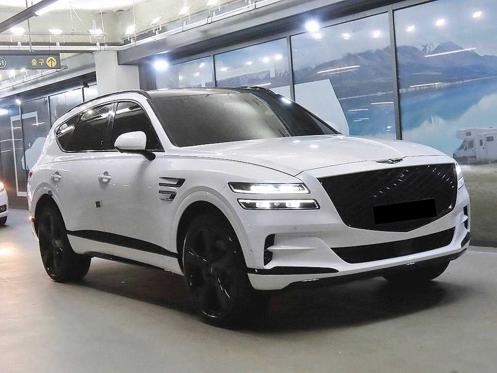 Genesis GV80 — photo 01