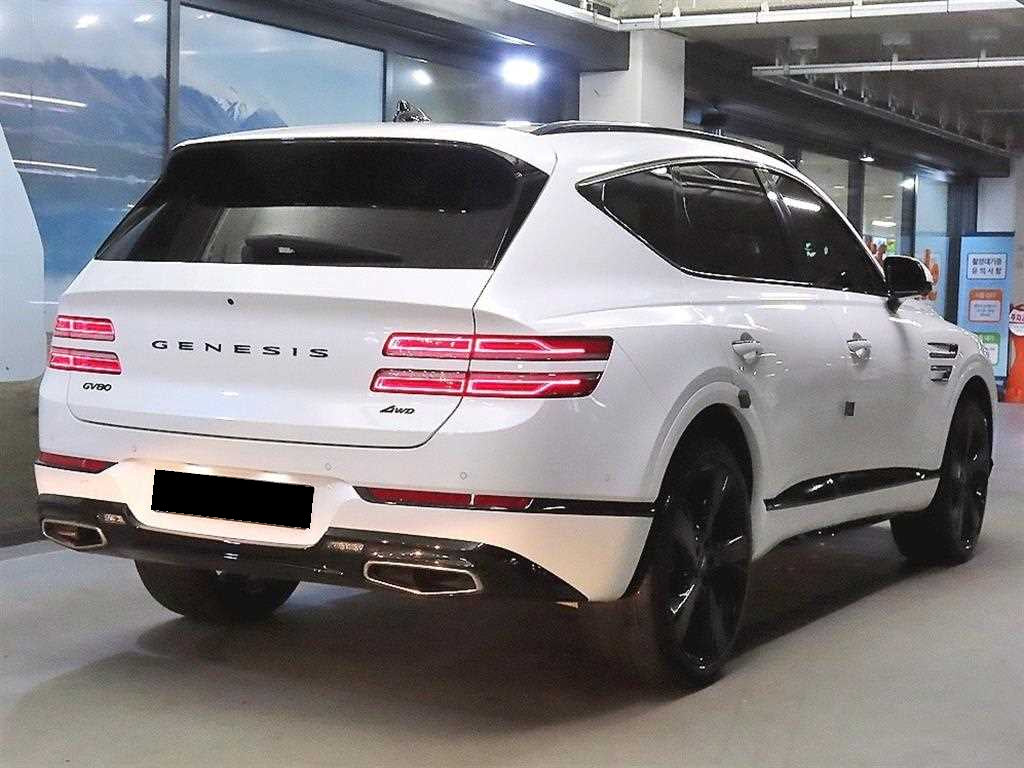 Genesis GV80 — photo 04