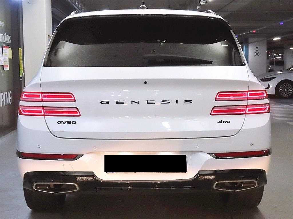 Genesis GV80 — photo 05