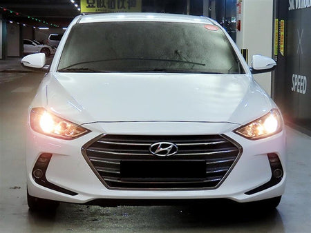 Hyundai Avante — photo 02