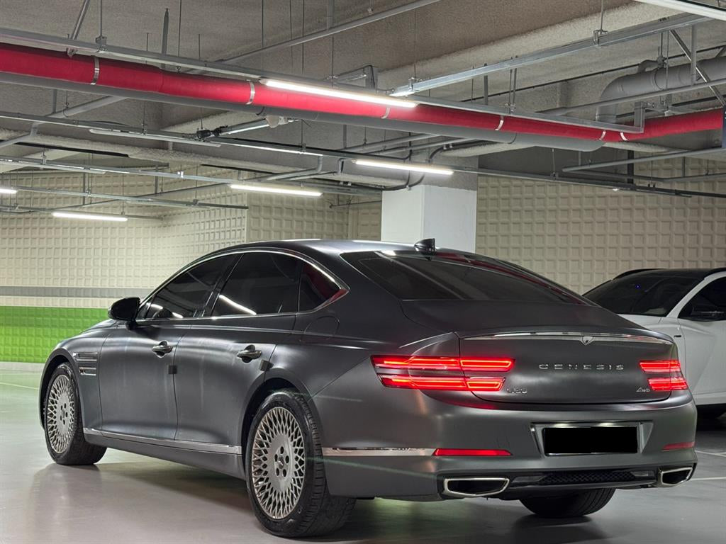 Genesis G80 — photo 04
