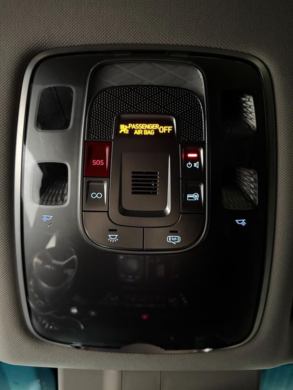 Genesis G80 — photo 14