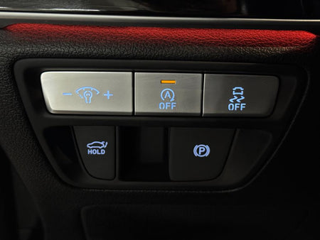 Genesis G80 — photo 17