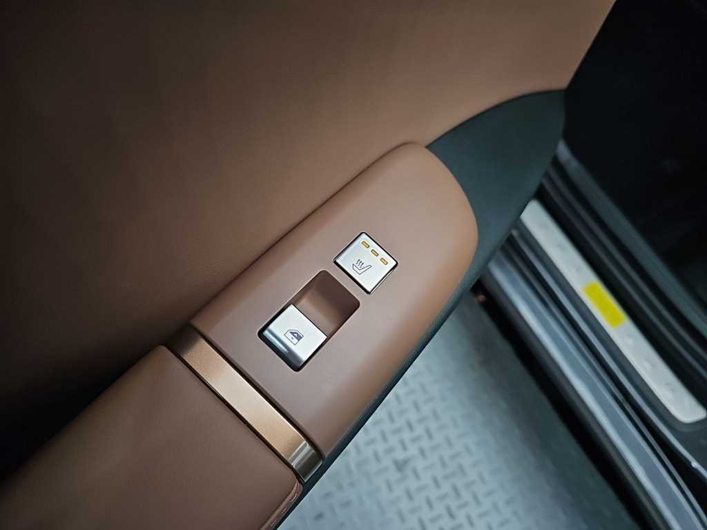 Hyundai Grandeur — photo 13