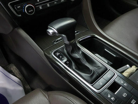 Kia K5 — photo 10