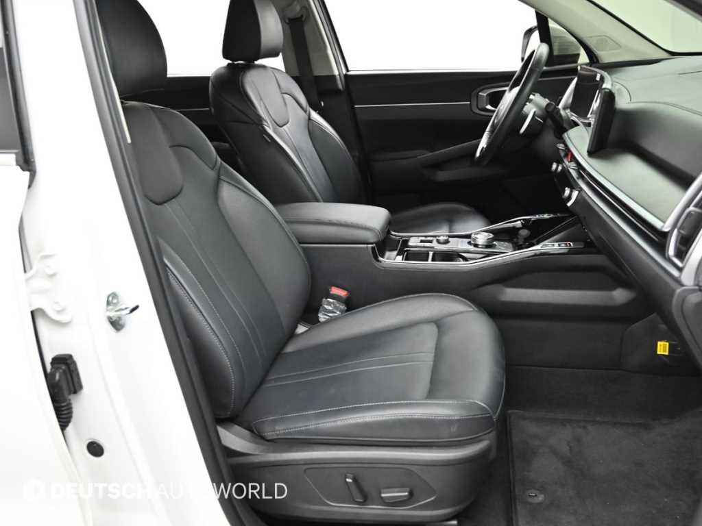 Kia Sorento — photo 10