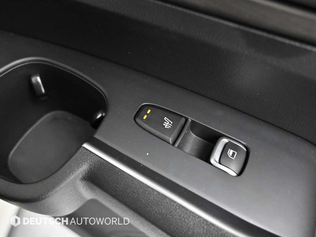 Kia Sorento — photo 16