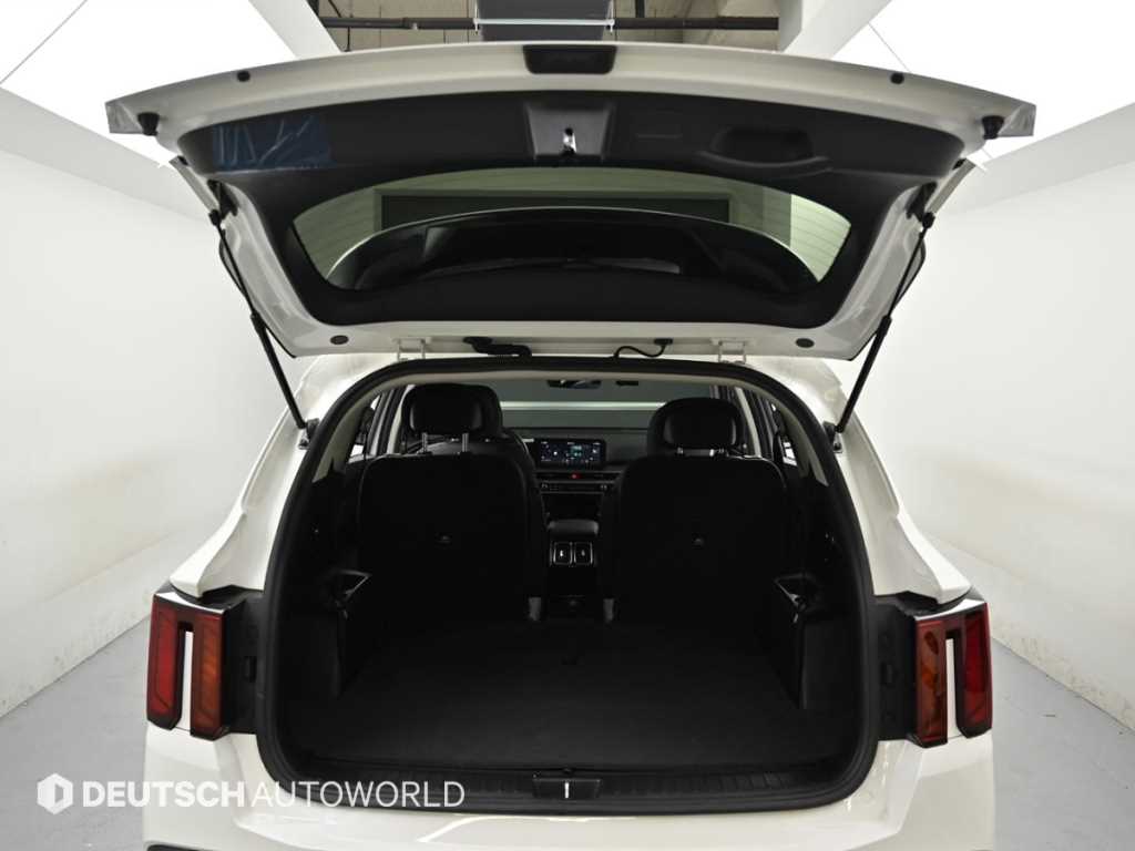 Kia Sorento — photo 19