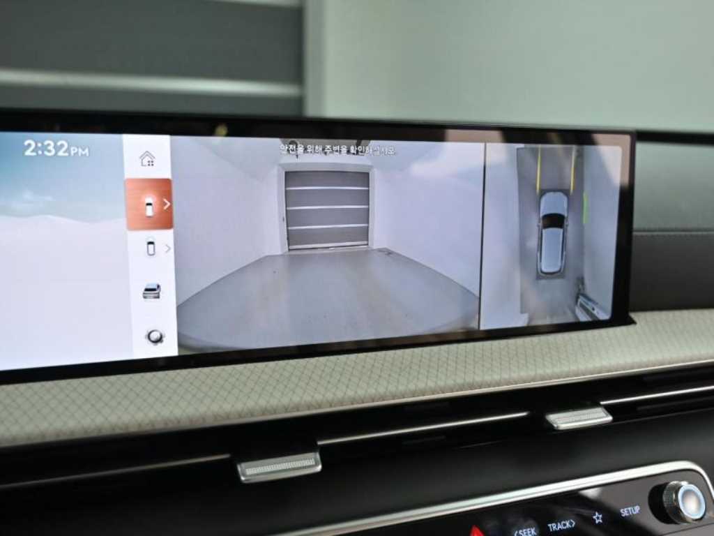 Genesis GV80 — photo 15