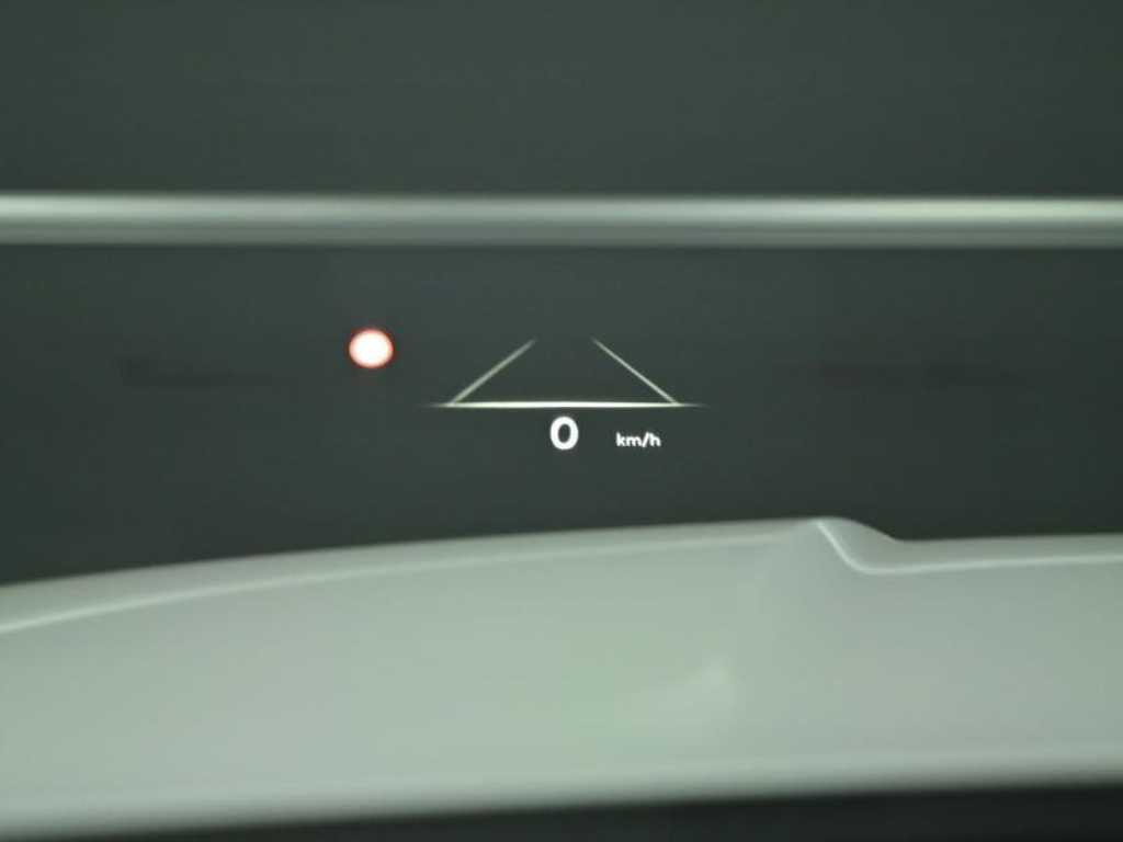 Genesis GV80 — photo 18