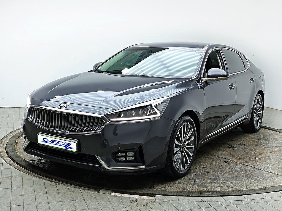 Kia K7 — photo 02