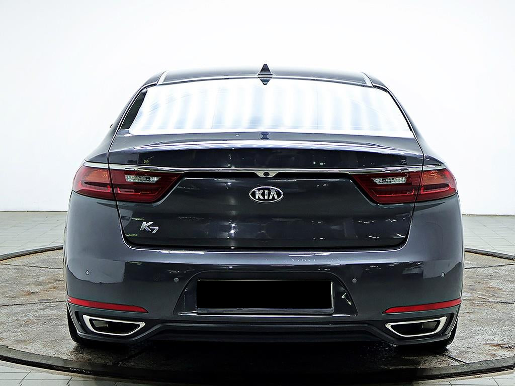 Kia K7 — photo 03