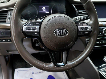 Kia K7 — photo 16