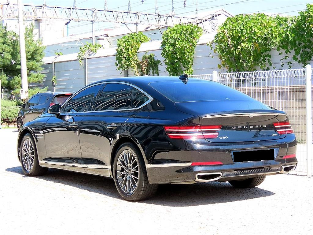Genesis G80 — photo 03